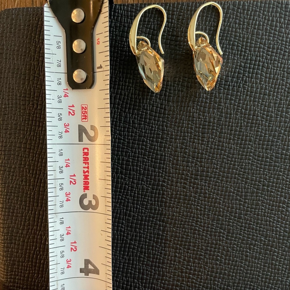 Fashion Earrings - Picture 5 of 5
